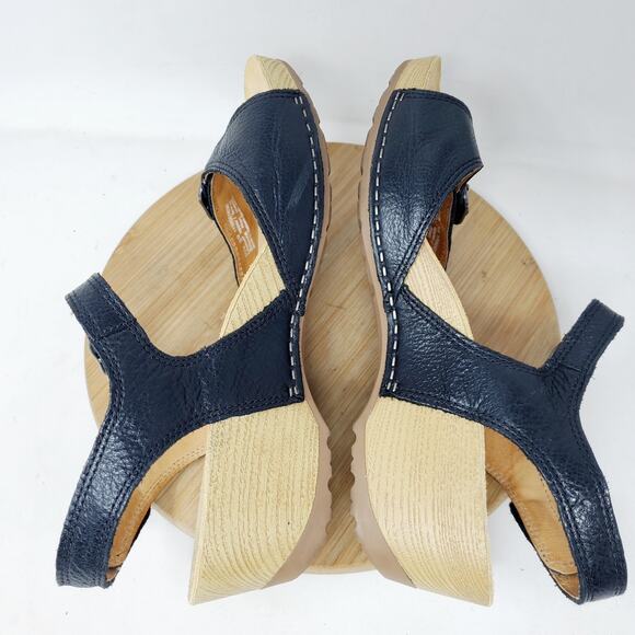 Dansko Tricia Sandals Womens 39 Wedge Comfort Ankle Strap Shoes - Picture 11 of 13